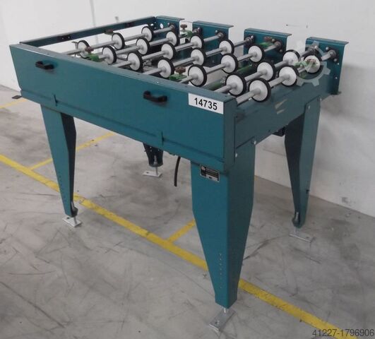 Роликовый конвейер с приводом Grenzebach mit Zentriereinheit