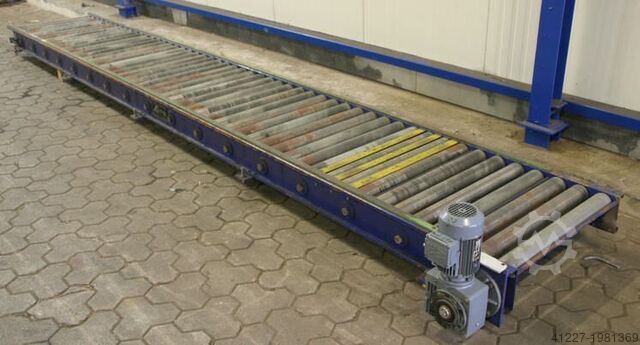 Приводной рольганговый конвейер IEM Typ 700 x 5380 mm