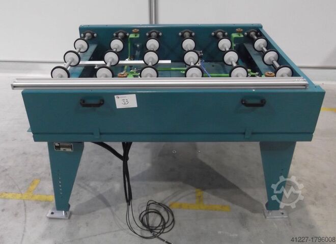 Роликовый конвейер с приводом Grenzebach mit Zentriereinheit