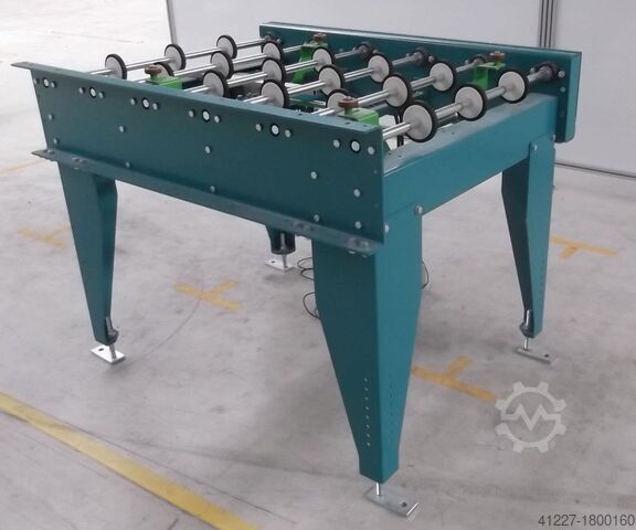 Роликовый конвейер с приводом Grenzebach mit Zentriereinheit