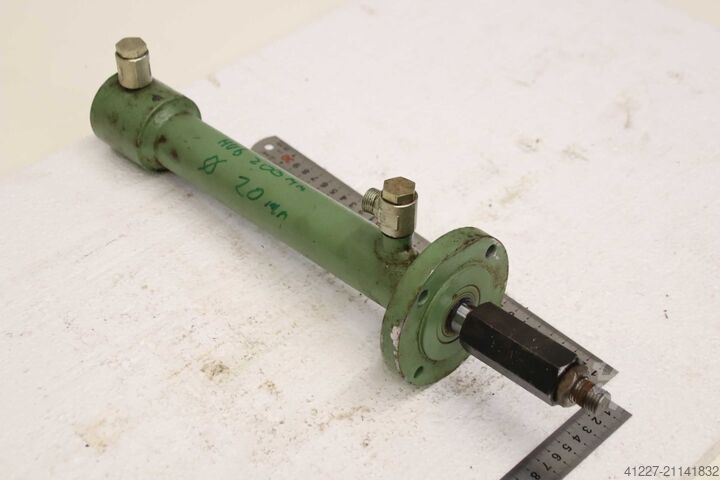 Гидравлический цилиндр unbekannt Hub 200 mm