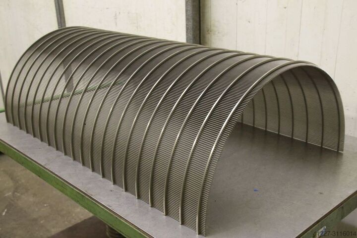 Щелевой ситовый корзина Edelstahl 595/1000/H313 mm