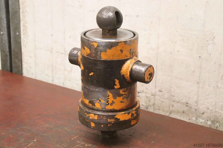 Гидравлический цилиндр unbekannt ED 128L130 HK-KHV  Hub 130 mm