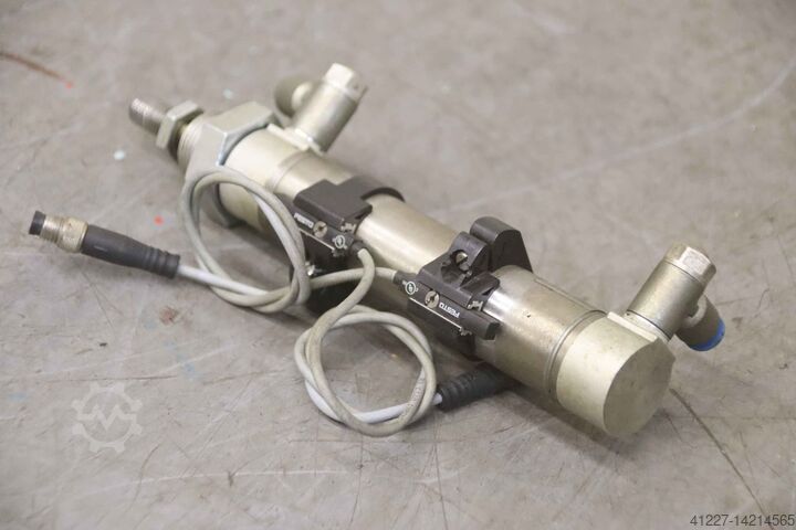 Пневматический цилиндр с бесконтактным выключателем Festo DSNU-32-125-PPS-A