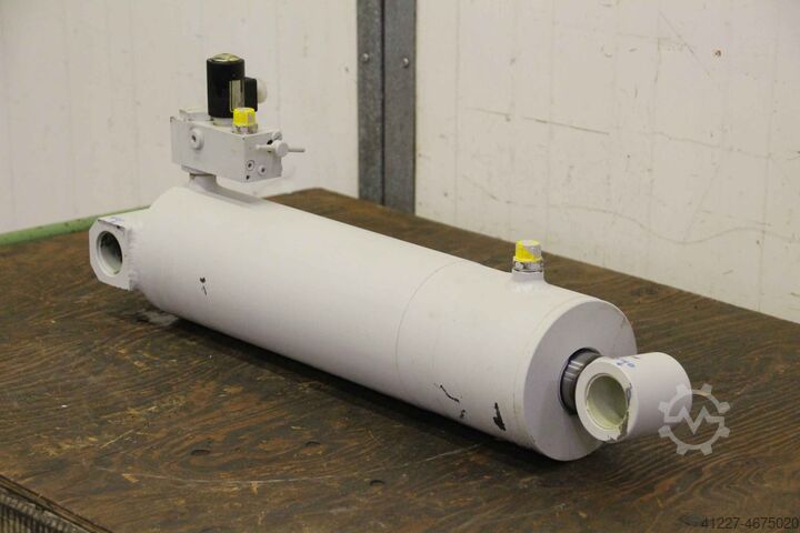 Гидравлический цилиндр GSL German Standard Lift D120050  Hub 385 mm