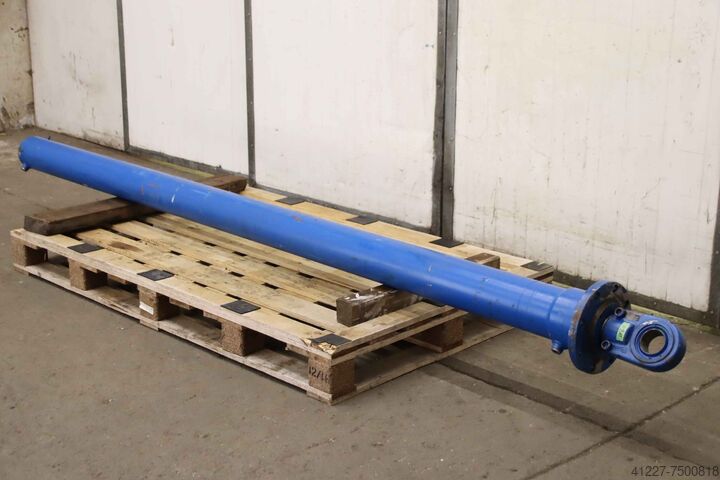 Гидравлический цилиндр unbekannt Hub 2600 mm