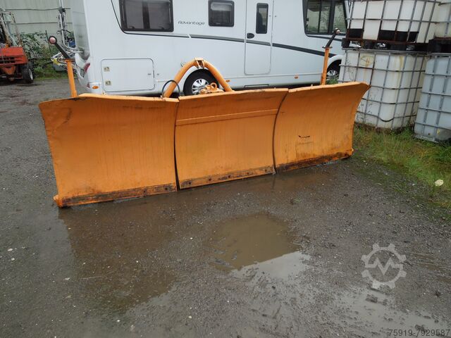 Другие  Schneepflug, Schneeschild, Räumschild Schmidt MF 2.4 für UNIMOG (3613)