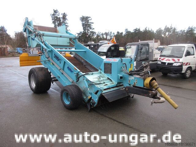 Муниципальный транспорт Kässbohrer BeachTech STR 2000 BeachCleaner