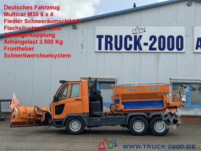 Подметальная машина Multicar M30 6x4 3 Achsen Winterdienst Schild +Streuer