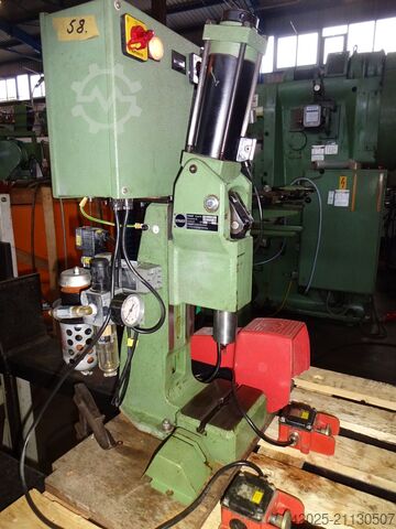 клинопетлевый пресс SCHMIDT 