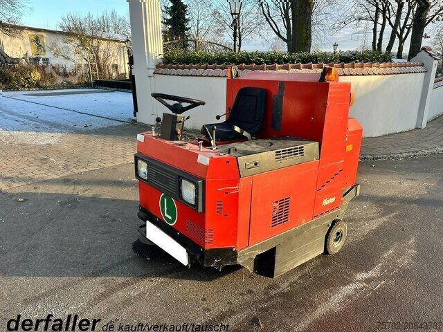 Подметальная машина Hako -Jonas 1150 VH Kehrmaschine