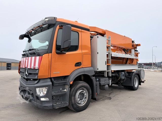 Вакуумная автоцистерна MERCEDES-BENZ Actros 1833 4x2 Bucher FlexLine C60