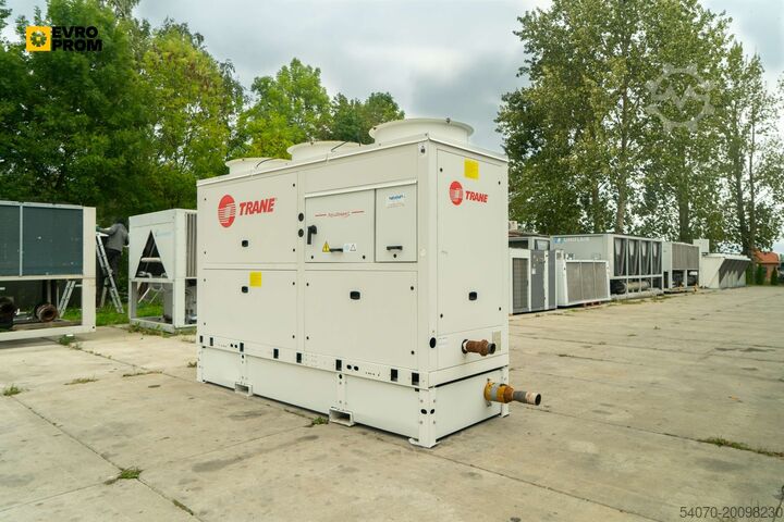 Чиллер Used Aircooled chiller Trane ECGAN400 104.4 KW. 2013 yom