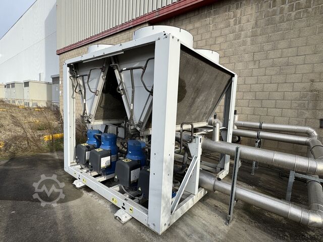 чиллер Carrier 30RBP0260-0111-PE