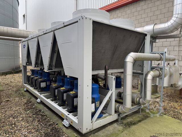 чиллер Carrier 30RBP-520-0247-PE