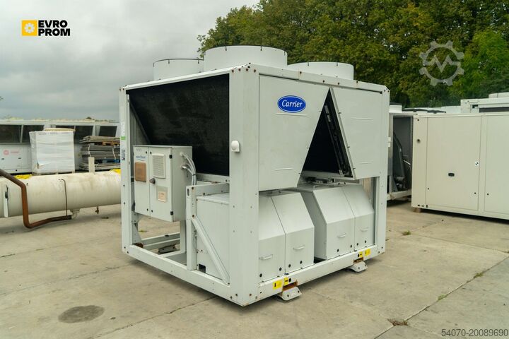Чиллер Used Aircooled chiller CARRIER 30RBM 260 0014 PE 261 KW. 2015 yom