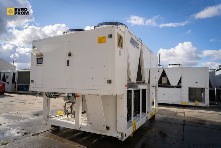 Чиллер New Aircooled chiller AERMEC NRB0800 L 217 KW