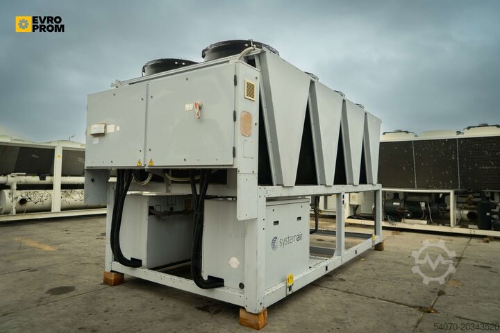 Чиллер Used Aircooled chiller SYSTEMAIR SYSCROLL 420 AIR CO E COAT 414. 2016 yom