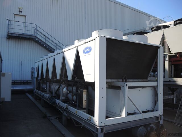 Холодильная машина CARRIER (3 Maschinen) luftgekühlt 30XAO902
