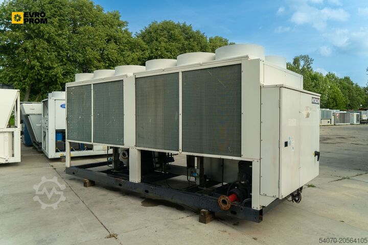 Чиллер Used Aircooled chiller HITACHI RCUE 412 kW. 2009 yom