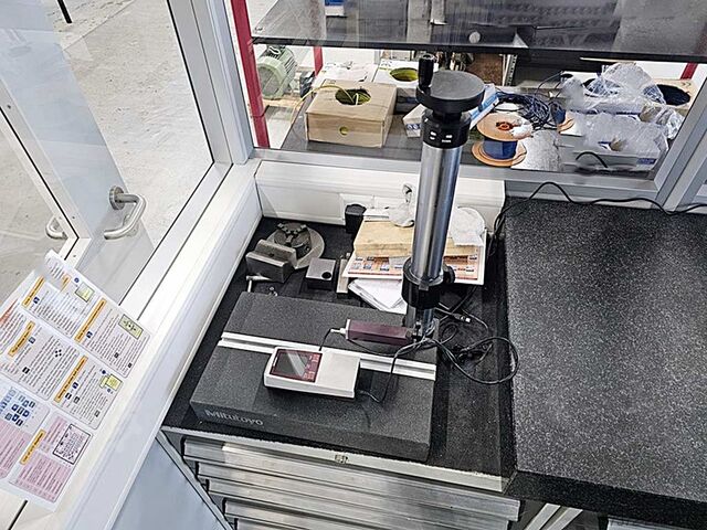 Устройство для измерения шероховатости Mitutoyo Surftest SJ-210