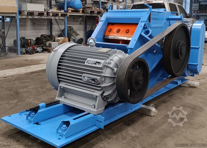 Дробилка для древесины Bruks 803 CS  