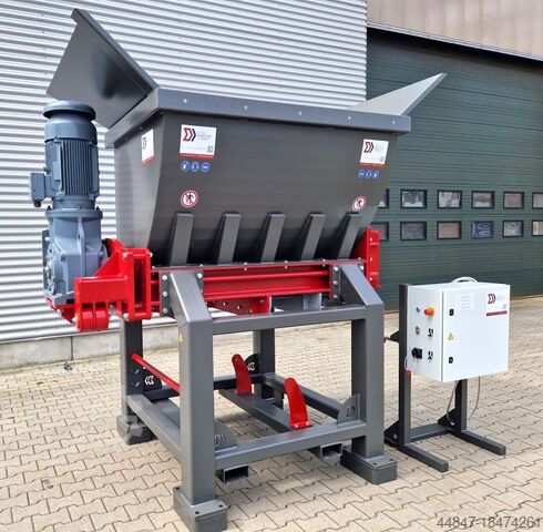 измельчитель древесины / измельчитель поддонов LUMAGO D.S.C. Dutch Shredder Company PYTHON-XL