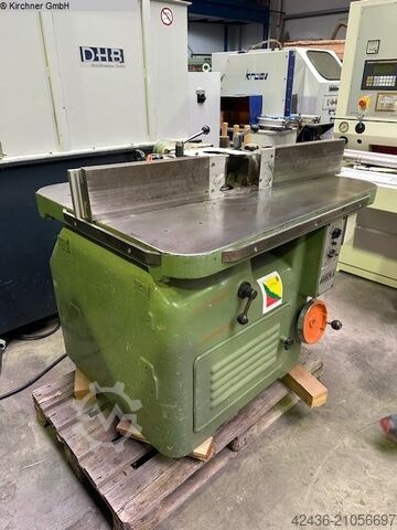 фрезерный станок с наклонным шпинделем BÄUERLE SFM 2