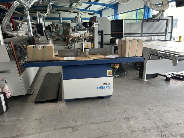 фрезерный станок с поворотной головкой Panhans 245/200