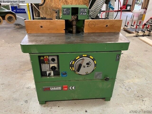 Станок с неподвижной фрезой CASADEI F 114