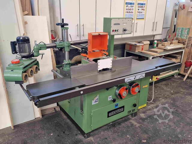 Настольный фрезерный станок с подачей Panhans 259