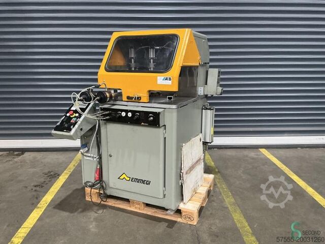 Оптимизирующая торцовочная пила Emmegi 2001 Emmegi 