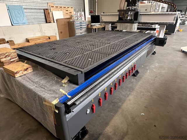 обрабатывающий центр DMA MACHINERY-ROUTERS EXPRESS1326-ATC