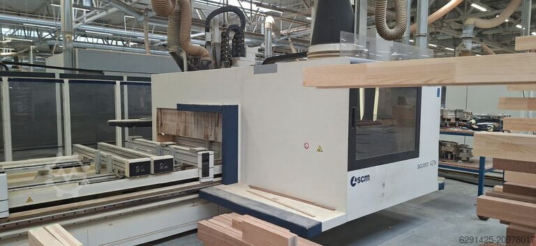 ОБРАБАТЫВАЮЩИЙ ЦЕНТР SCM Accord 42 fx