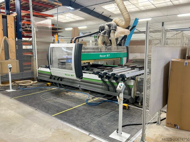 Обрабатывающие центры с консольным столом BIESSE ROVER B 7.40