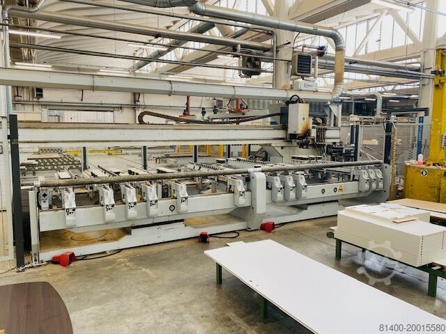 ОБРАБАТЫВАЮЩИЙ ЦЕНТР HOMAG 