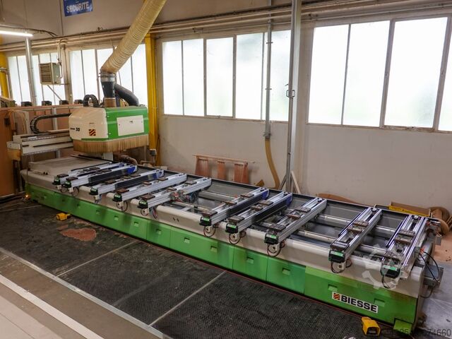 Обрабатывающие центры с консольным столом BIESSE ROVER 30 L 2