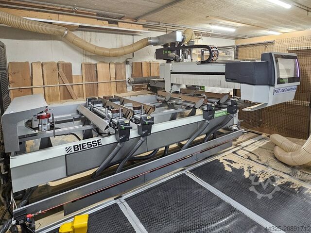 Обрабатывающие центры с консольным столом BIESSE ROVER A S 1325 UTS