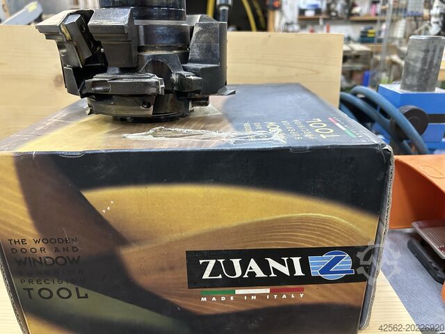 Фрезерный станок для деревянно-алюминиевых окон ZUANI 