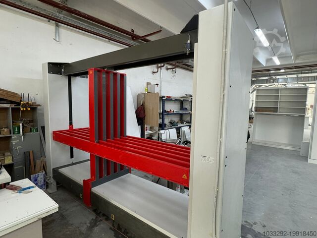 Ленточно-сверлильный станок Ganomat Korpusprese Concept Eco