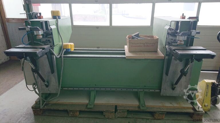 Сверлильно-присадочный станок EKM B 2