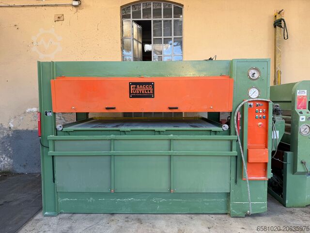 Высекальный пресс F.lli Sacco srl Fustellatrice Idraulica a piano interno