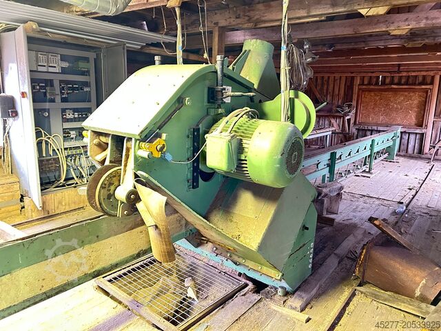 Линия круглопильной продольной распиловки бревен SAB Sägewerks Anlagen GmbH UVK 41-s