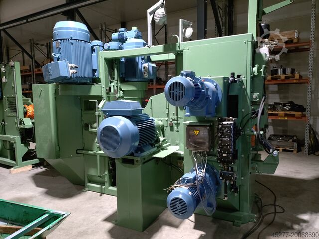 Пильный станок с рубительными головками Veisto OY HewSaw R200