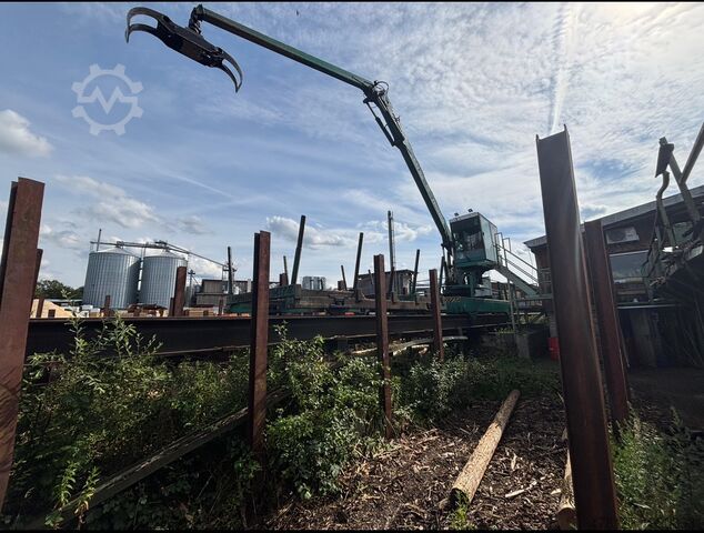 Бревенчатый двор Nicholson,  Baljer Zembrod, Holtec, EWD Rundholzplatz