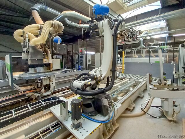 Робот KUKA KR210 R3100 ULTRA