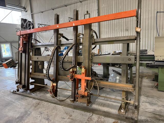 Гидравлический рамный пресс для окон MAWEG EURONOVA QUICKOMAT