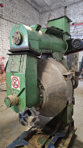 гранулятор (пеллетный пресс) OGM 1,5 