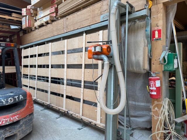 Пила для пиления панелей в вертикальном положении HOLZ-HER 1210