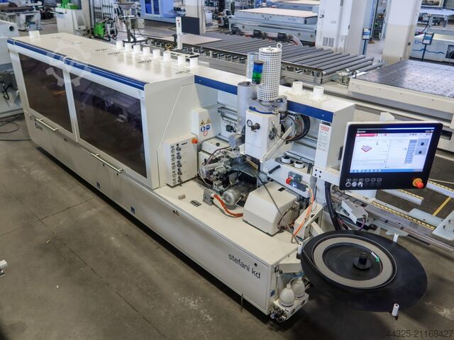 Односторонний кромкооблицовочный станок SCM STEFANI KD